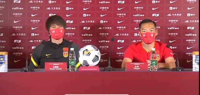 乐鱼电竞官网-李铁：国足准备好了！前场磨合没问题 费南多缺阵
